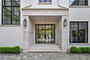 258 Pineland Rd NW, Atlanta, GA 30342 - Photo 4