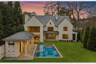 258 Pineland Road NW, Atlanta, GA 30342 - Photo 2