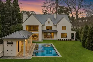 258 Pineland Rd NW, Atlanta, GA 30342 - Photo 2