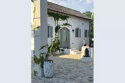 155 Central Avenue, Fayetteville, GA 30214 - Photo 2