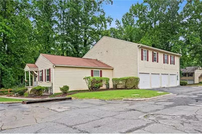 1351 Old Coach Road SW, Marietta, GA 30008 - Photo 18