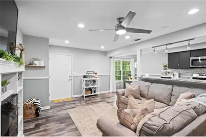 1351 Old Coach Road SW, Marietta, GA 30008 - Photo 4