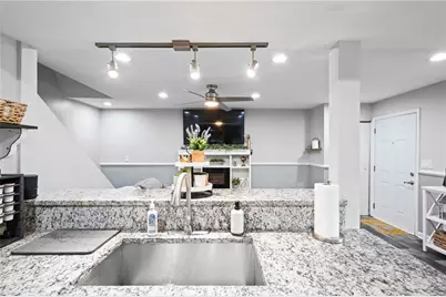 1351 Old Coach Road SW, Marietta, GA 30008 - Photo 6