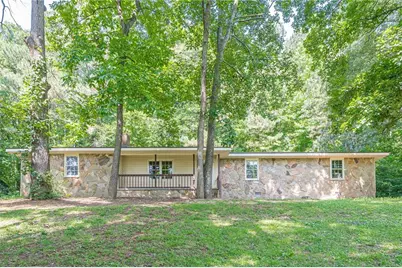 109 Amberidge Drive NW, Cartersville, GA 30121 - Photo 2