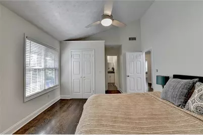 1133 Capital Club Circle NE, Brookhaven, GA 30319 - Photo 10