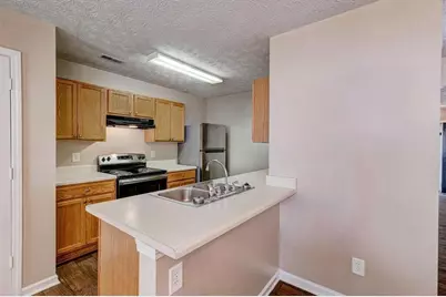 2289 Strathmoor Manor Drive, Lithonia, GA 30058 - Photo 10