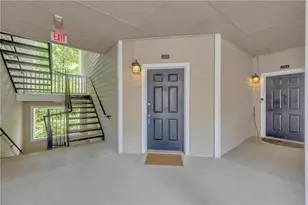 1250 Parkwood Cir SE, Atlanta, GA 30339 - Photo 4