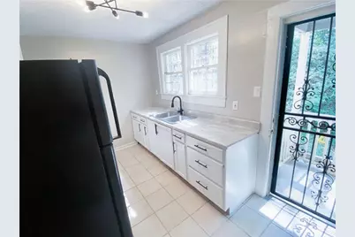 1126 Montreat Avenue SW, Atlanta, GA 30310 - Photo 6