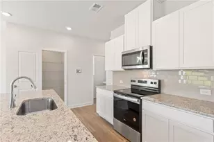 2837 Bullfrog Ln Lot 176, Gainesville, GA 30507 - Photo 8