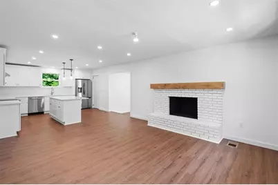 401 Cottonwood Drive, Woodstock, GA 30189 - Photo 6