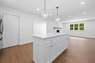 401 Cottonwood Dr, Woodstock, GA 30189 - Photo 12