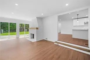 401 Cottonwood Dr, Woodstock, GA 30189 - Photo 14