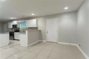 3409 Hyland Dr, Decatur, GA 30032 - Photo 10