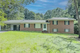 170 Huntington Ct, Athens, GA 30606 - Photo 2