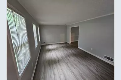 636 Raven Springs Trail, Stone Mountain, GA 30087 - Photo 2