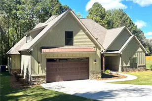 130 Cambridge Ct, Calhoun, GA 30701 - Photo 2
