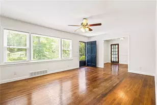 3211 Hollydale Dr SW, Atlanta, GA 30311 - Photo 2