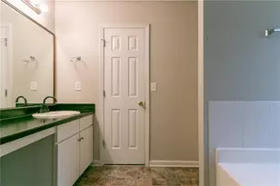 6304 Kendra Ln, Lithonia, GA 30058 - Photo 16