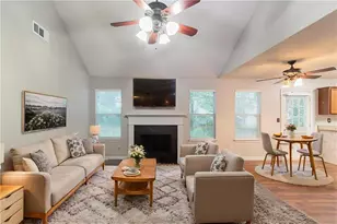 6304 Kendra Ln, Lithonia, GA 30058 - Photo 4