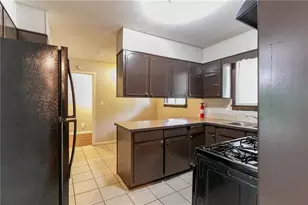 460 E Kildare Ave NW, Atlanta, GA 30318 - Photo 4
