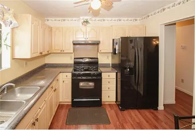 125 Pebble Beach Court, Atlanta, GA 30349 - Photo 12