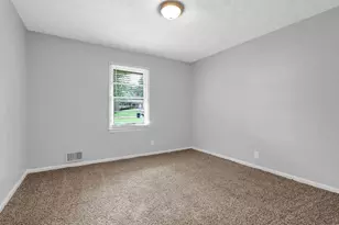 1724 Rhonda Ln, Stone Mountain, GA 30087 - Photo 24