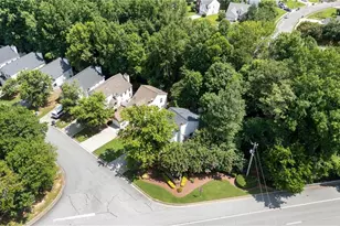 1137 Parkside Club Dr, Lawrenceville, GA 30044 - Photo 32