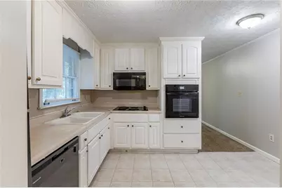 1105 Buckhurst Drive, Atlanta, GA 30349 - Photo 10