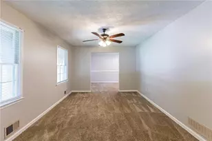 1105 Buckhurst Dr, Atlanta, GA 30349 - Photo 12