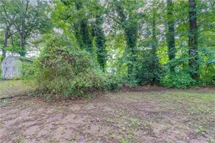 2047 Cliffton Terrace, Snellville, GA 30039 - Photo 30