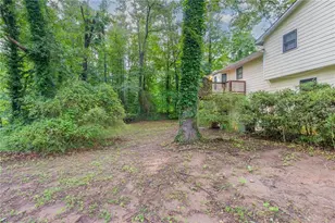 2047 Cliffton Terrace, Snellville, GA 30039 - Photo 28