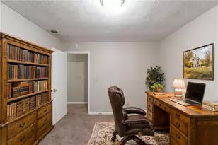 2047 Cliffton Terrace, Snellville, GA 30039 - Photo 4