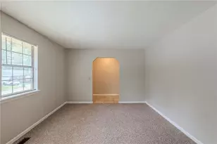 2247 Cherokee Valley Dr, Lithonia, GA 30058 - Photo 10