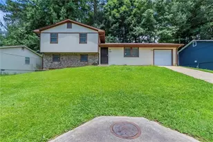 2247 Cherokee Valley Dr, Lithonia, GA 30058 - Photo 1