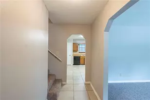 2247 Cherokee Valley Dr, Lithonia, GA 30058 - Photo 8