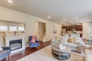 6841 Lancaster Xing, Flowery Branch, GA 30542 - Photo 8