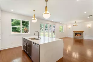 3711 Mountain Cove Rd, Snellville, GA 30039 - Photo 32