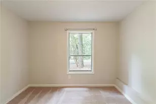 1282 Shiloh Trail E, Kennesaw, GA 30144 - Photo 32