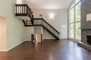 1282 Shiloh Trail E, Kennesaw, GA 30144 - Photo 8