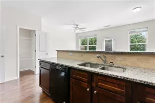 5843 Taka Ln, Lithonia, GA 30038 - Photo 10