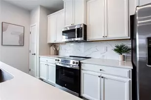 135 Climbing Ivy Cir, Fayetteville, GA 30214 - Photo 16