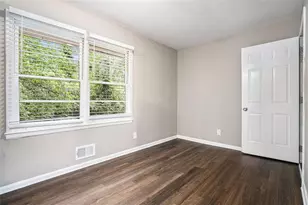 4009 Kirksford Dr, Decatur, GA 30035 - Photo 8