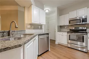 422 Pembrooke Cir, Alpharetta, GA 30004 - Photo 6