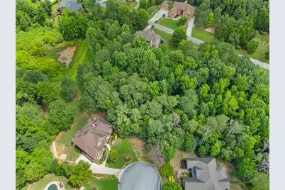 4860 Wildlife Way, Flowery Branch, GA 30542 - Photo 8