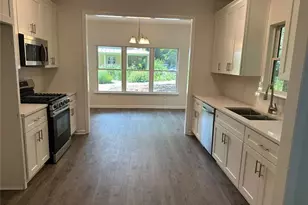 101 Dancing Fox Rd, Decatur, GA 30032 - Photo 8