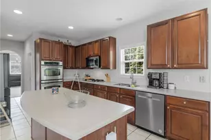 1613 Brolington Ct, Conyers, GA 30013 - Photo 10