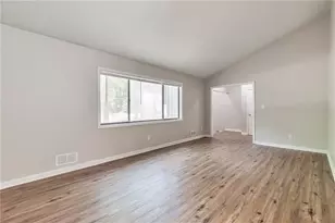 5215 Mainstreet Park Dr, Stone Mountain, GA 30088 - Photo 10