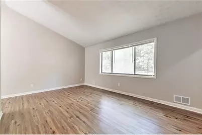 5215 Mainstreet Park Drive, Stone Mountain, GA 30088 - Photo 8