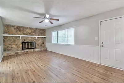 5215 Mainstreet Park Drive, Stone Mountain, GA 30088 - Photo 16