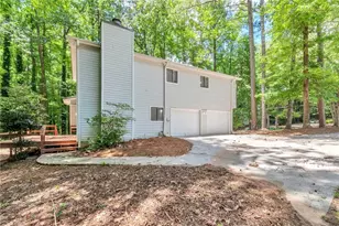 5215 Mainstreet Park Dr, Stone Mountain, GA 30088 - Photo 6